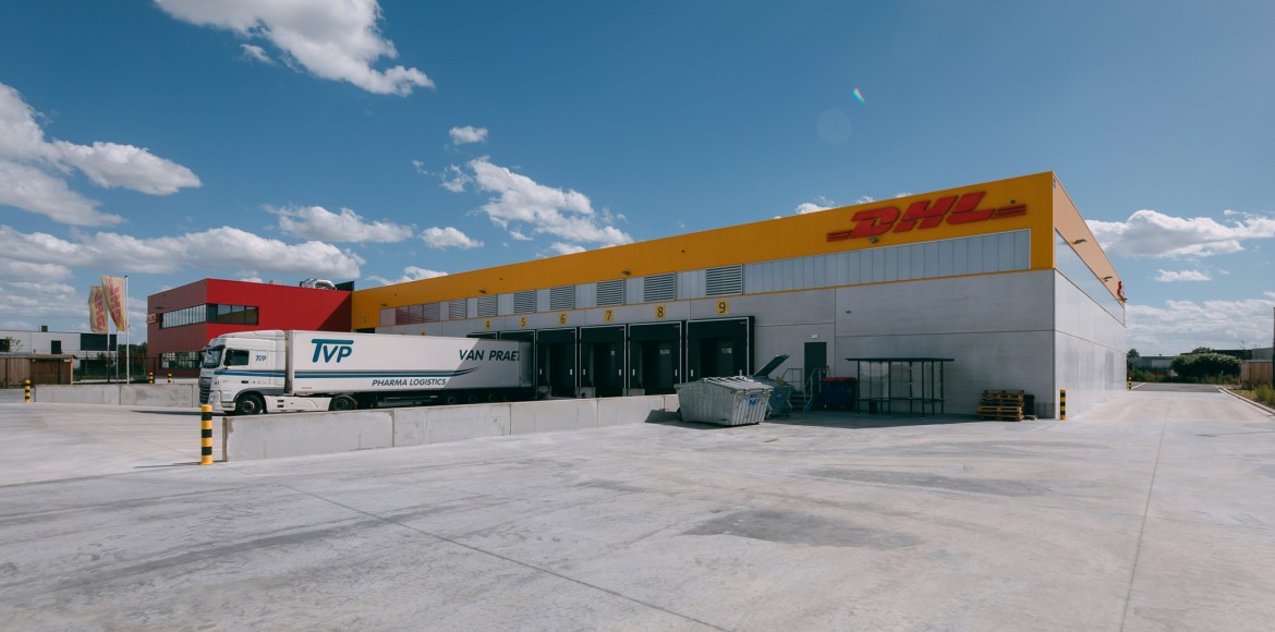 DHL_V8371-1