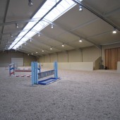 binnenpiste voor paarden