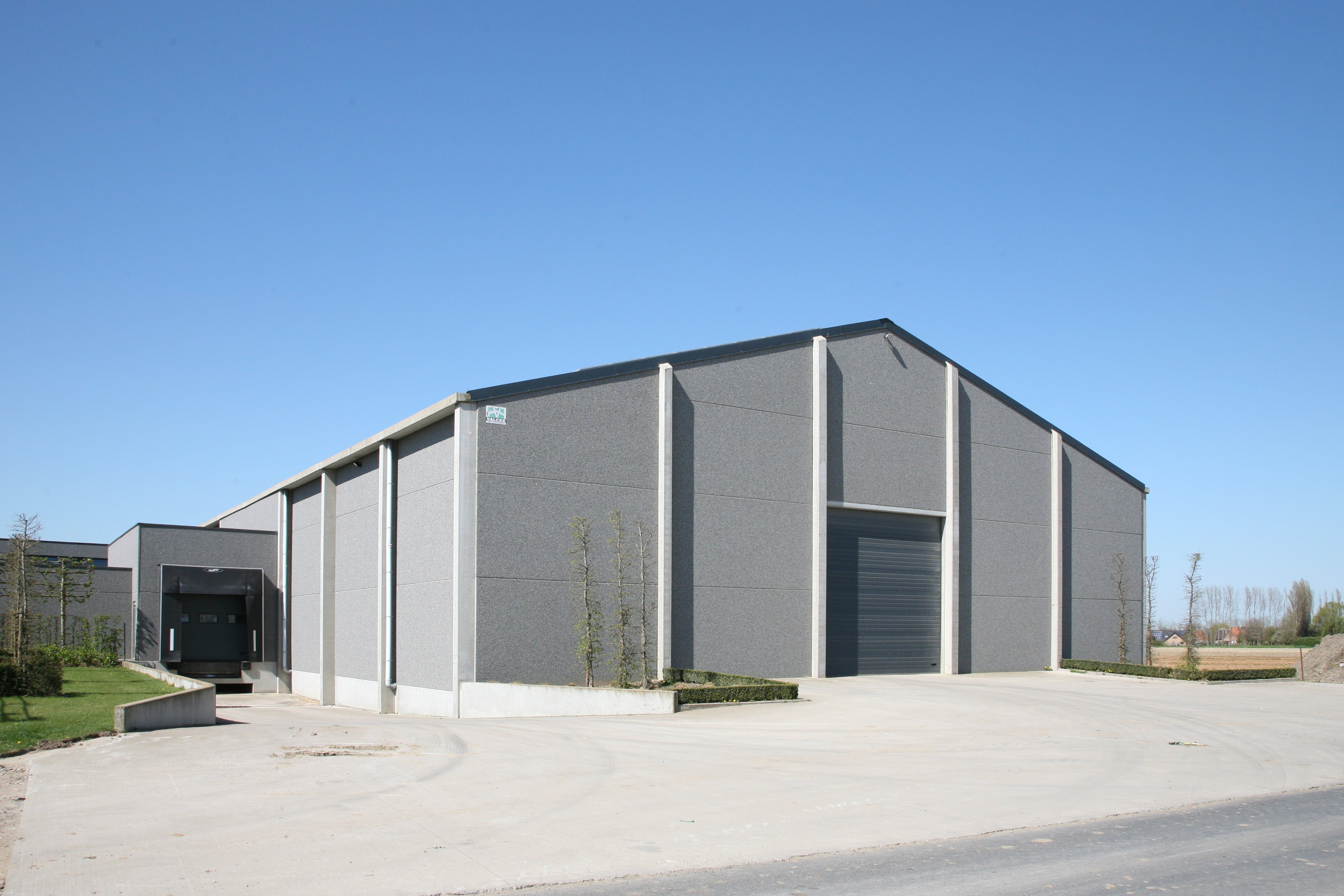 Valcke Prefab Beton - Constructions Agricoles | Hangars à machines,  entrepôts, étables, poulaillers ou écuries